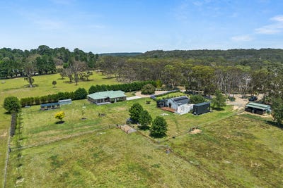 /international/au/64-quarry-road-bundanoon-nsw-151627188/