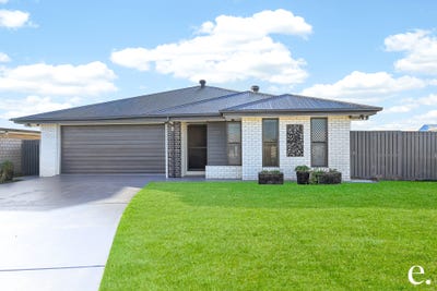 /international/au/37-johnson-street-hidden-valley-qld-151388276/
