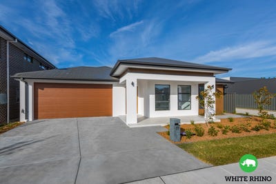 /international/au/11-mowenbah-crescent-googong-nsw-151128316/