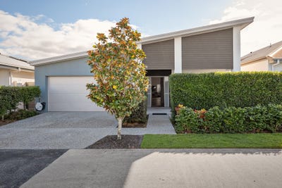 /international/au/46-7-halcyon-drive-pimpama-qld-151530528/