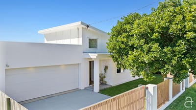 /international/au/13-perina-street-warana-qld-151774856/