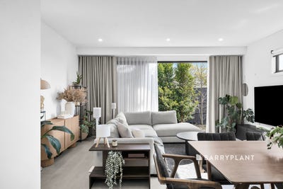 /international/au/2-48-hanley-street-narre-warren-vic-152084136/
