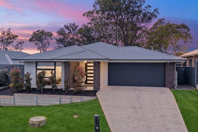 /international/au/8-gerbera-close-hamlyn-terrace-nsw-152606892/