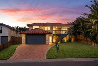 /international/au/15-arlington-court-kawungan-qld-150703392/