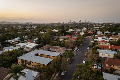 /international/au/8-19-clara-street-annerley-qld-152382272/