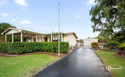 /international/au/46-48-bay-road-allendale-east-sa-151138616/