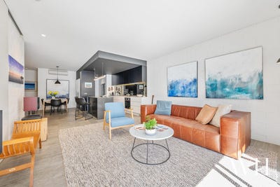 /international/au/7-46-knutsford-street-fremantle-wa-148548908/