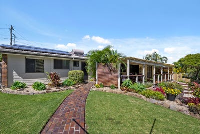 /international/au/24-thistlerow-street-shailer-park-qld-147880360/