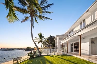 /international/au/62-fifteenth-avenue-palm-beach-qld-148379812/