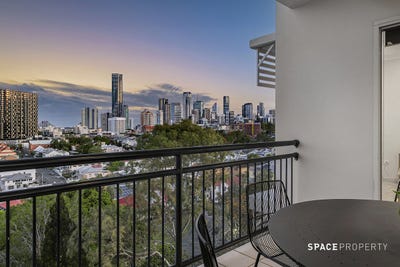 /international/au/55-451-gregory-terrace-spring-hill-qld-150861160/