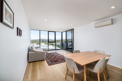 /international/au/81-39-benjamin-way-belconnen-act-150956508/