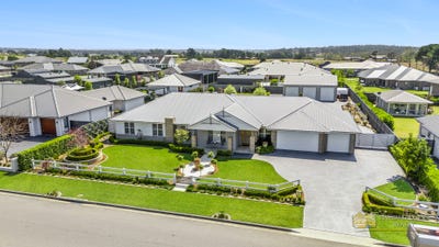 /international/au/32-eden-circuit-pitt-town-nsw-152474864/