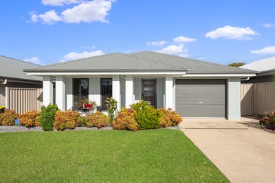 /international/au/3-124-mima-street-glenfield-park-nsw-151174928/
