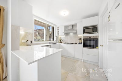 /international/au/2-7-9-cross-street-baulkham-hills-nsw-152381568/