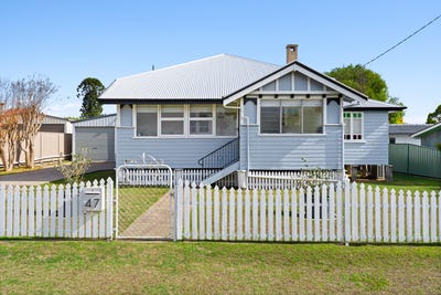 /international/au/47-stewart-avenue-warwick-qld-700412876/
