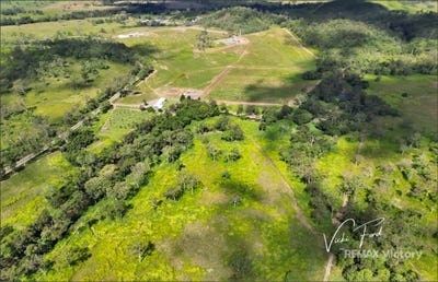 /international/au/114-east-funnel-creek-road-sarina-range-qld-700409356/