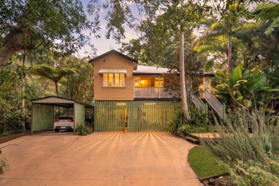 /international/au/8-karri-court-mapleton-qld-151562732/