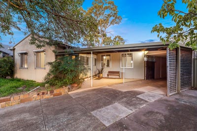 /international/au/17-leander-crescent-greenacres-sa-151011684/