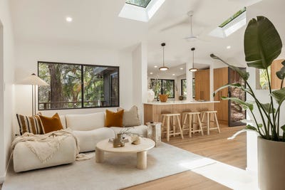 /international/au/65-ocean-parade-burleigh-heads-qld-152589268/
