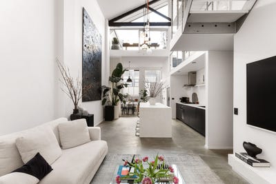 /international/au/6-emerald-way-south-melbourne-vic-152474412/