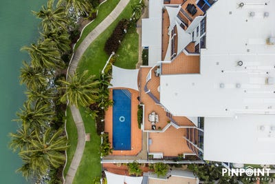 /international/au/12-7-megan-place-mackay-harbour-qld-150572500/