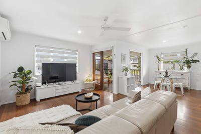 /international/au/10-furley-street-aspley-qld-151041636/