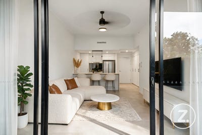 /international/au/2105-1-grant-avenue-hope-island-qld-152013168/