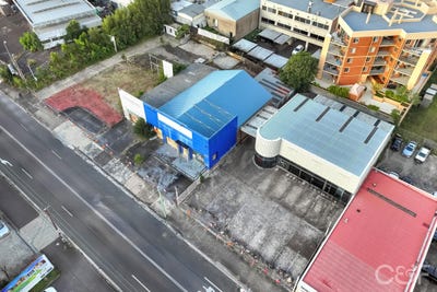 /international/au/321-331-mann-street-gosford-nsw-505141320/