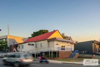 /international/au/19-lotus-street-woolloongabba-qld-505118344/