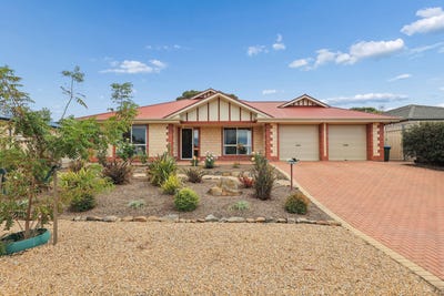 /international/au/26-jasmin-drive-victor-harbor-sa-150697792/