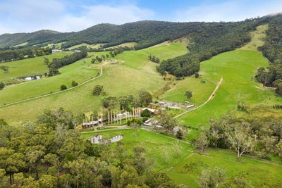 /international/au/221-heath-road-chum-creek-vic-151394204/