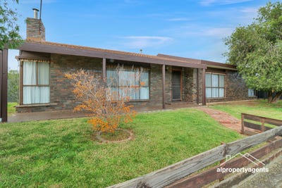 /international/au/5-dollar-avenue-horsham-vic-151326104/