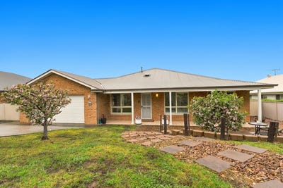 /international/au/25-riverside-retreat-abercrombie-nsw-152670876/