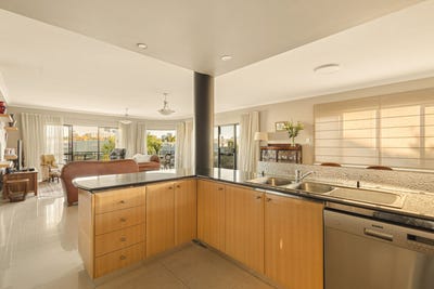 /international/au/2-22-kensington-street-east-perth-wa-150838172/