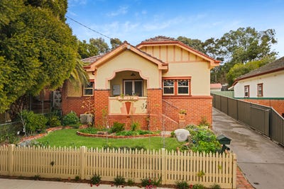 /international/au/38-carpenter-street-quarry-hill-vic-151495712/