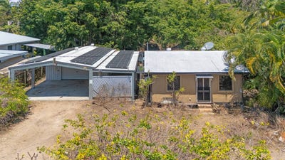 /international/au/45-the-esplanade-toolakea-qld-152619700/