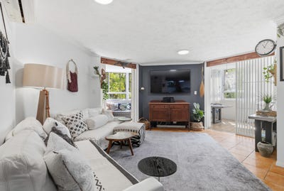 /international/au/1-16-patrick-lane-toowong-qld-152677296/