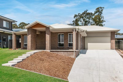 /international/au/90-royalty-street-west-wallsend-nsw-151356032/