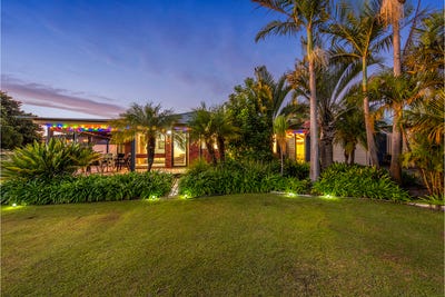 /international/au/43-parkway-road-bibra-lake-wa-148266988/