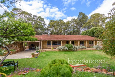/international/au/895-martin-road-mundaring-wa-152583632/