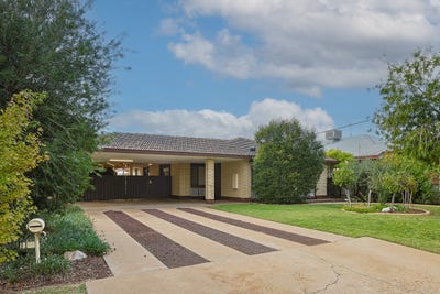 /international/au/11-kurrajong-street-red-cliffs-vic-151117528/