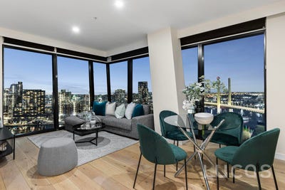 /international/au/2803-8-pearl-river-road-docklands-vic-151308640/