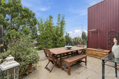 /international/au/31-872-doncaster-road-doncaster-east-vic-152529888/