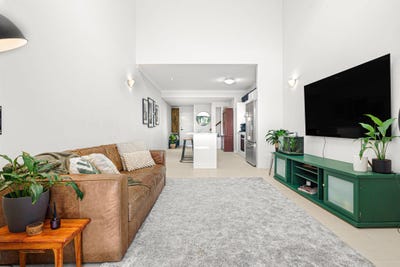 /international/au/2-28-railway-terrace-corinda-qld-152229796/
