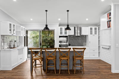 /international/au/6-elatum-court-shailer-park-qld-152679644/