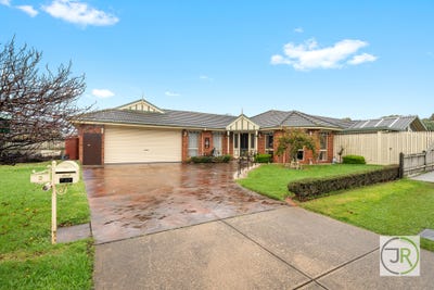 /international/au/2-st-cloud-court-cranbourne-north-vic-151345444/