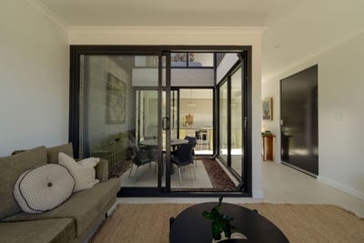 /international/au/4-equitation-terrace-cockburn-central-wa-152589884/