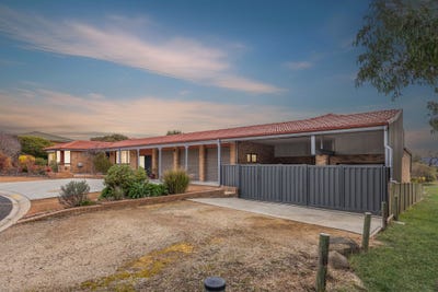 /international/au/4-hanna-place-jerrabomberra-nsw-148679212/?lang=it