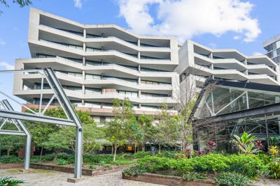 /international/au/311-6b-atkinson-street-liverpool-nsw-148533568/
