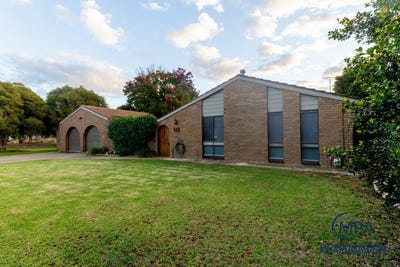/international/au/12-roma-avenue-leeton-nsw-151211928/